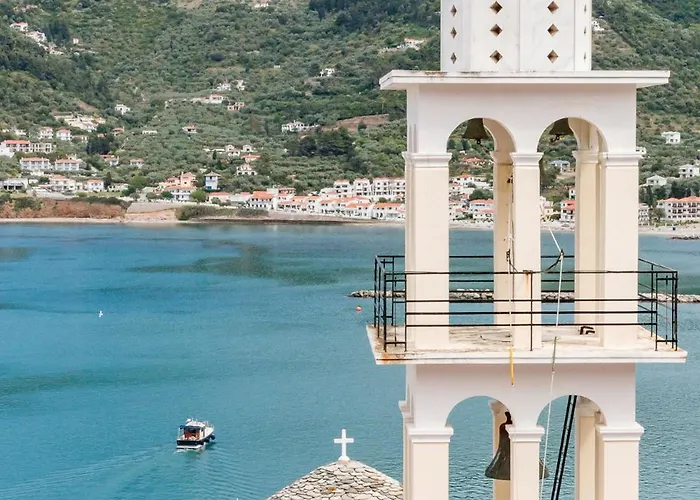 Campanile Seaview Serenity